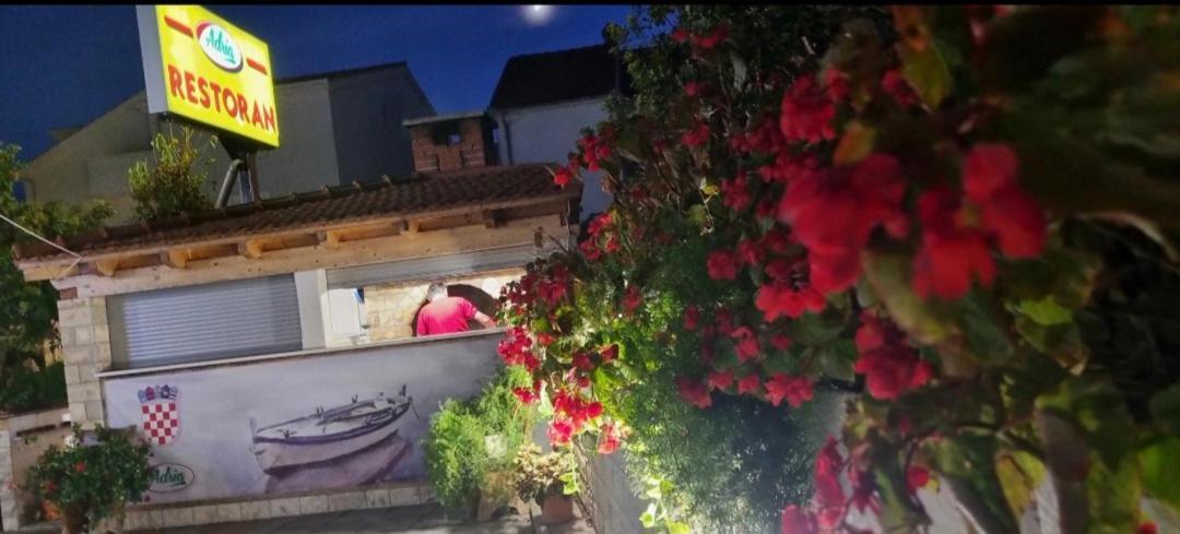 Apartments Ars Vivendi Trogir Zewnętrze zdjęcie